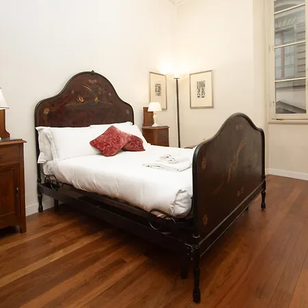 Appartement Frescoed Duomo Retreat