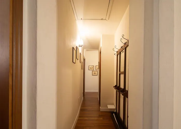 Appartement Frescoed Duomo Retreat