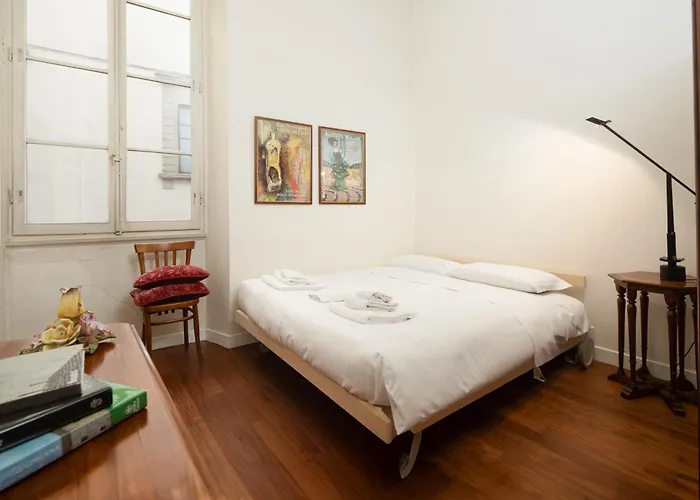 Appartement Frescoed Duomo Retreat *
