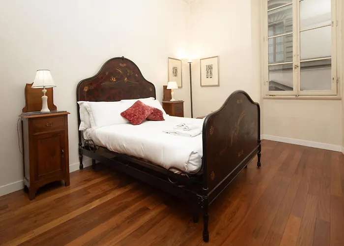 Apartament Frescoed Duomo Retreat
